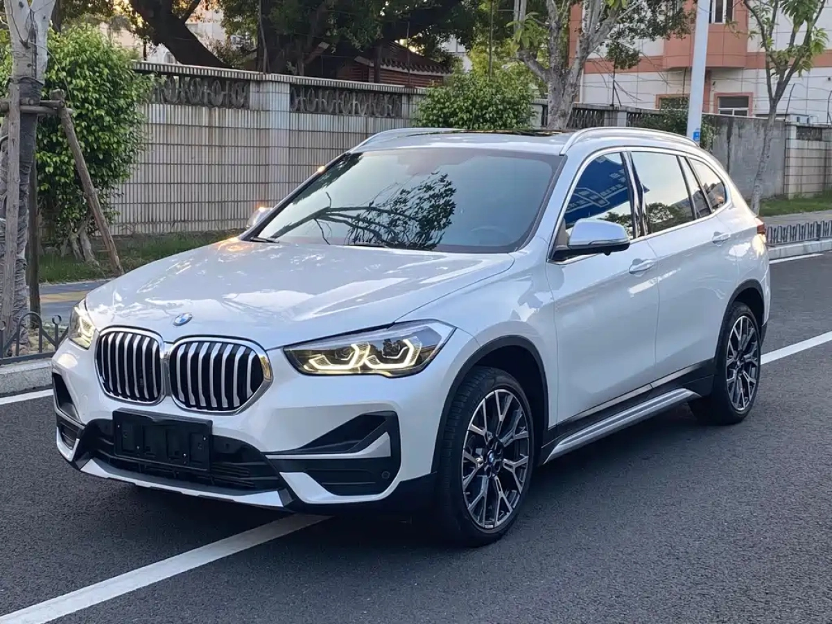 BMW X1  2023