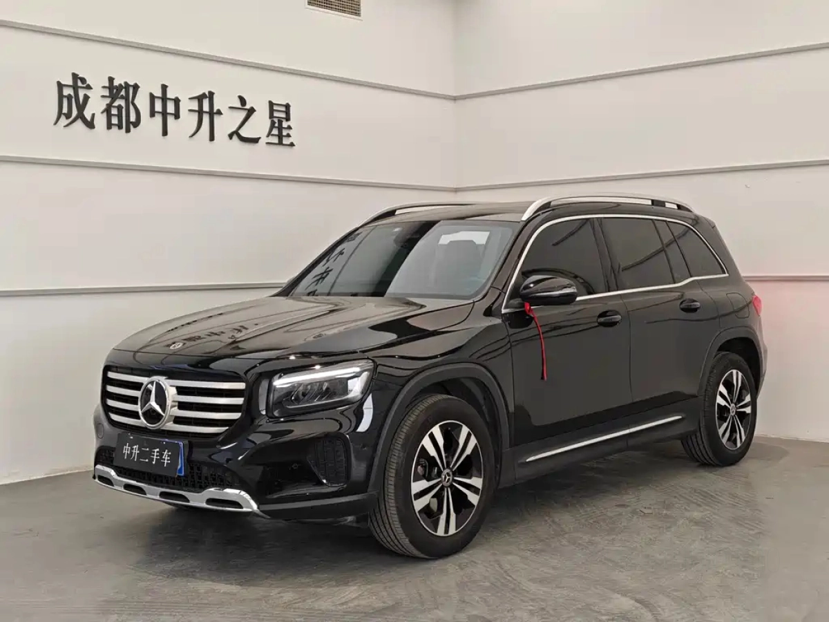MERCEDES-BENZ GLB  2024