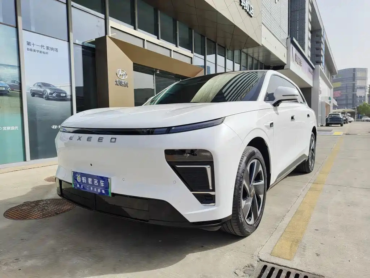 EXEED EXLANTIX ET  2025