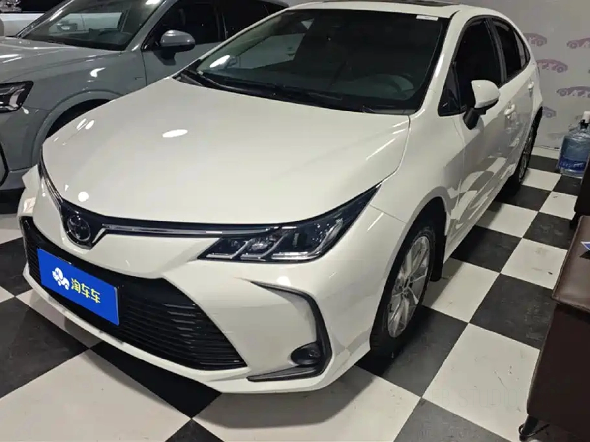 TOYOTA COROLLA  2023