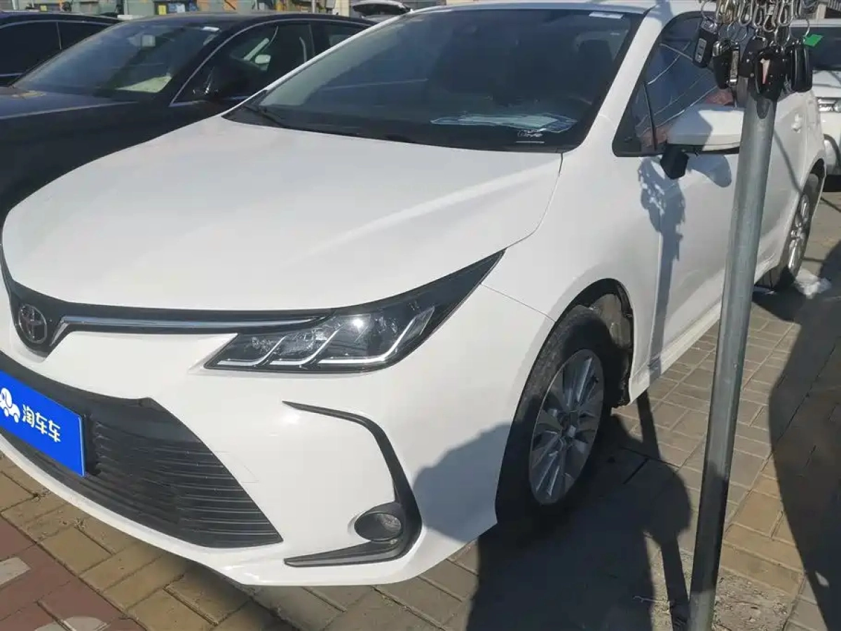 TOYOTA COROLLA  2024