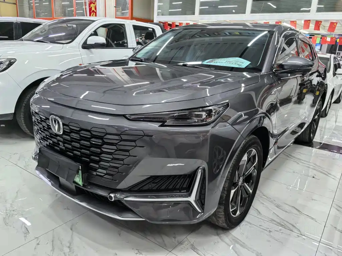 CHANGAN UNI-K IDD  2023
