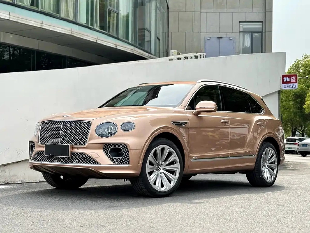 BENTLEY BENTAYGA  2024