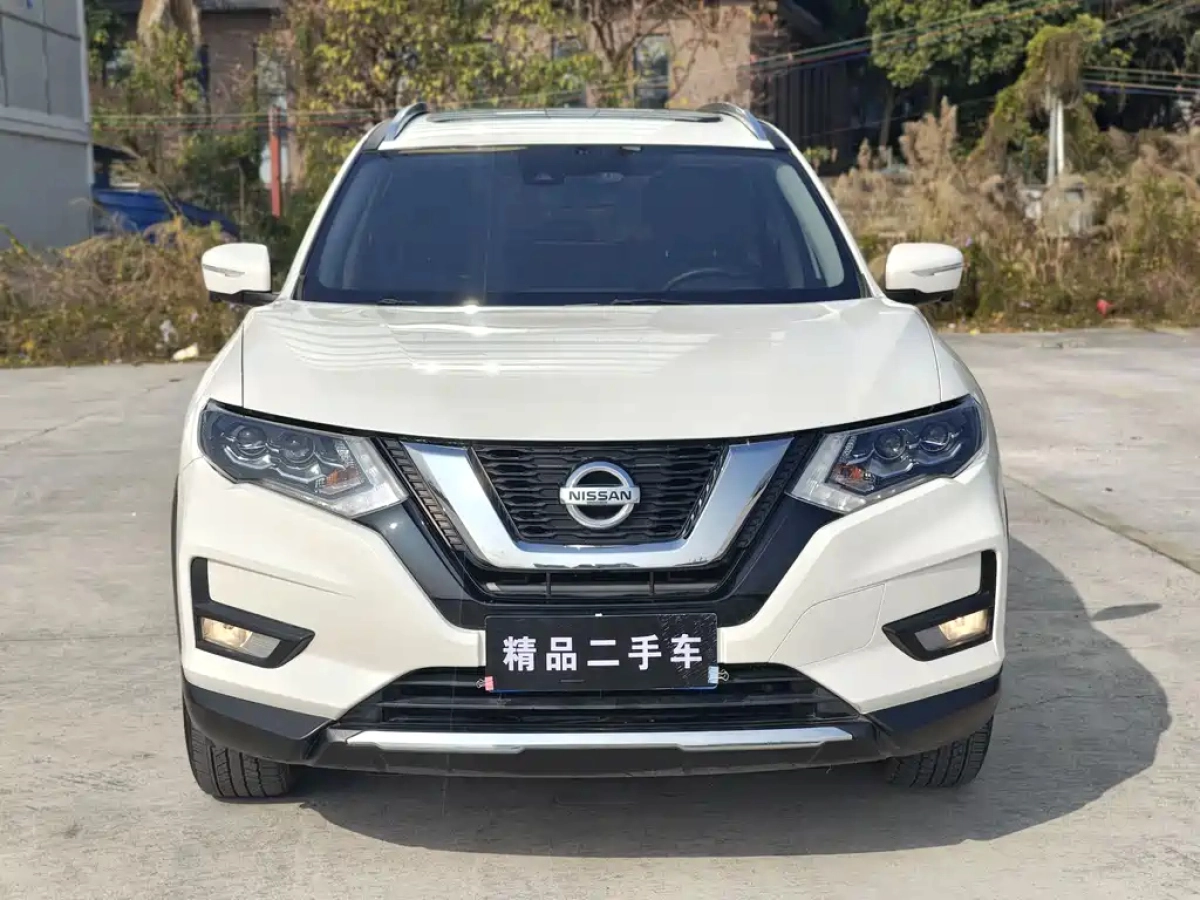 NISSAN X-TRAIL