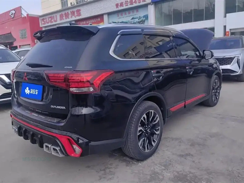 MITSUBISHI OUTLANDER