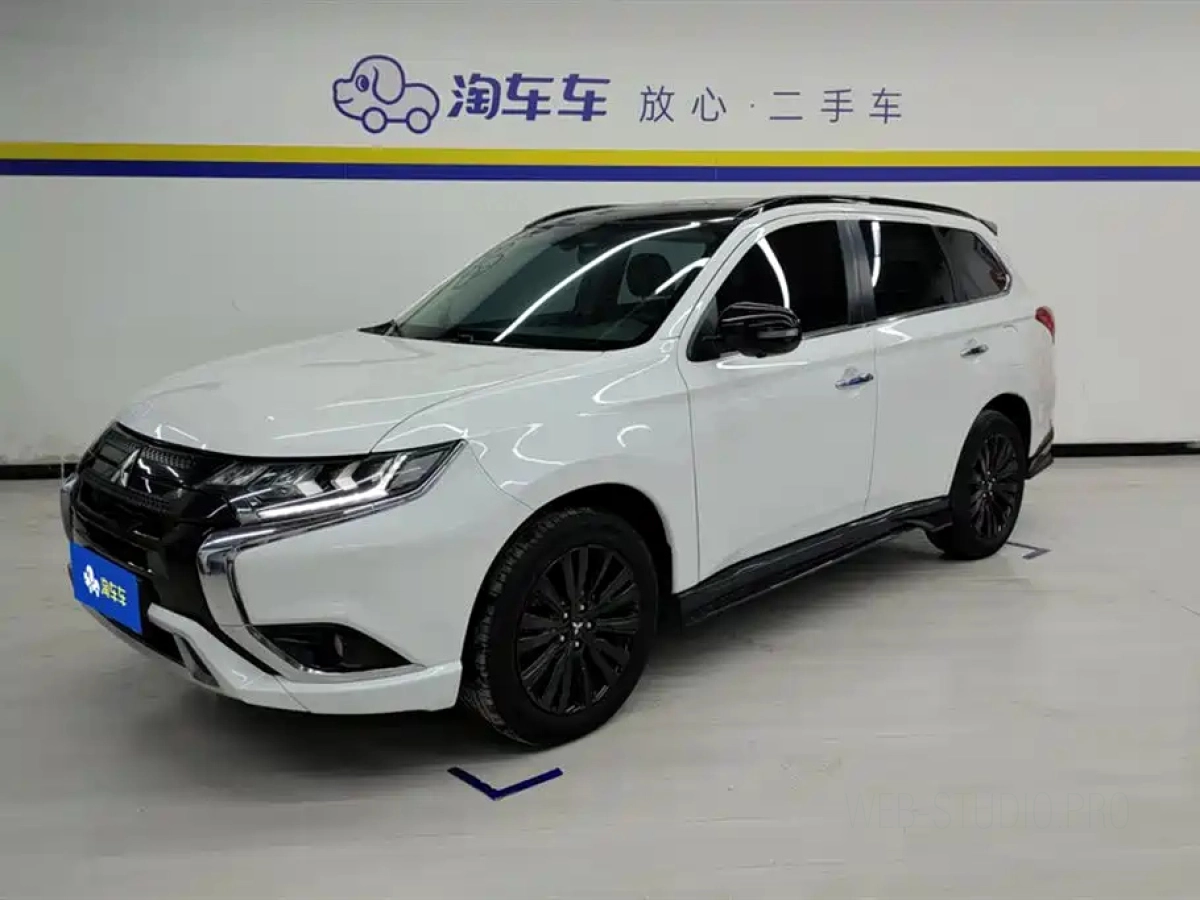 MITSUBISHI OUTLANDER  2023