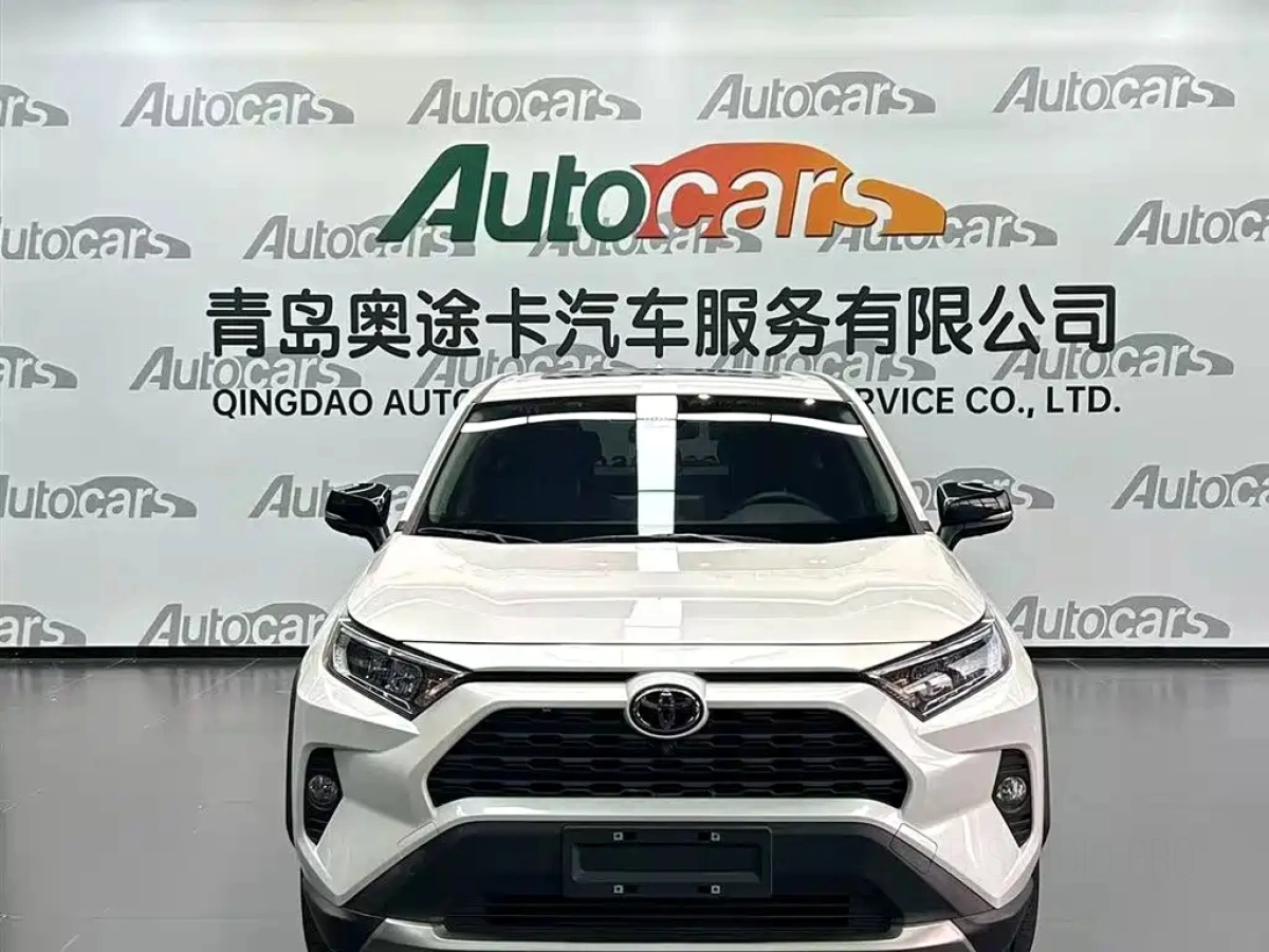 TOYOTA RAV4