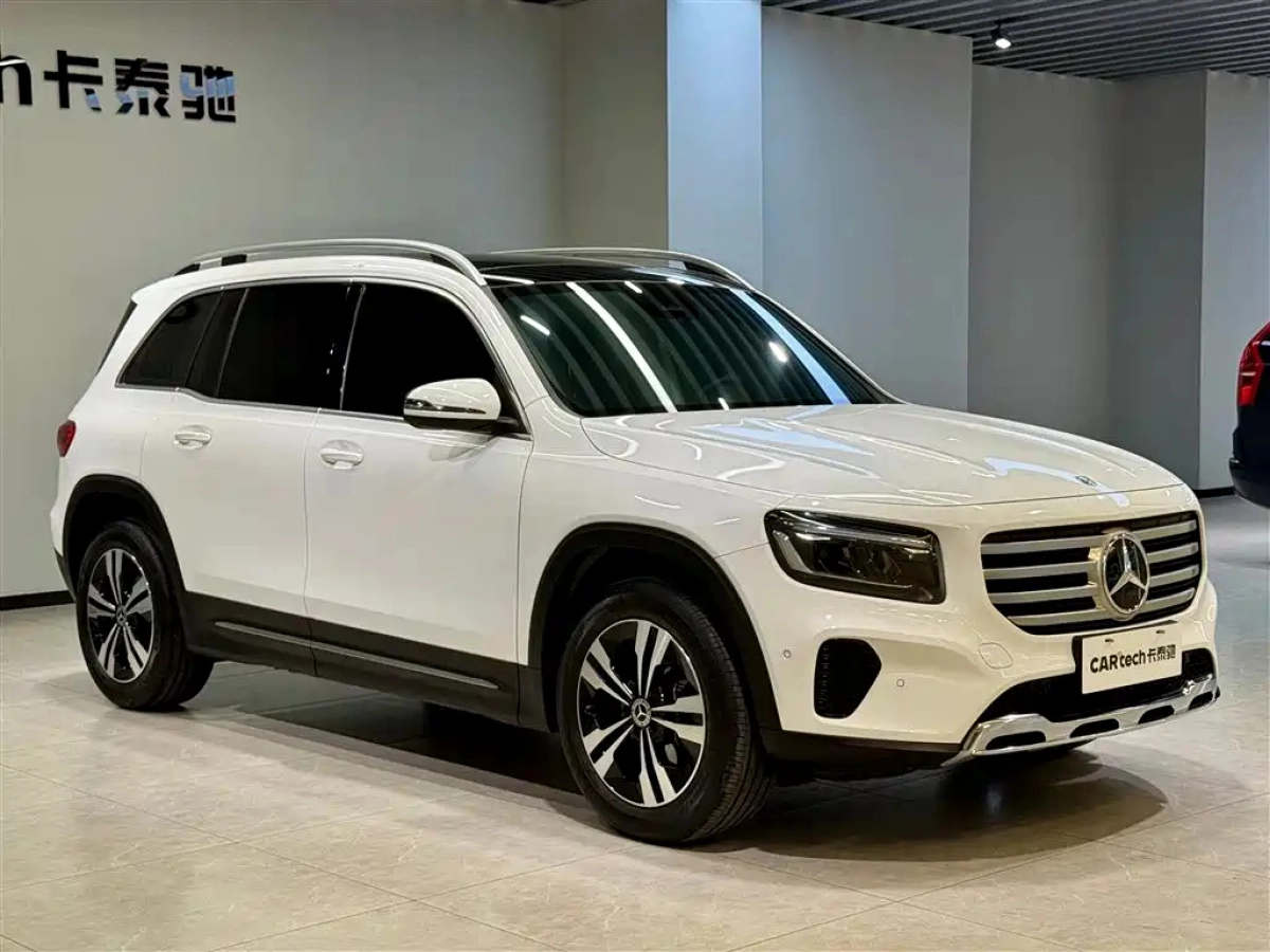 MERCEDES-BENZ GLB
