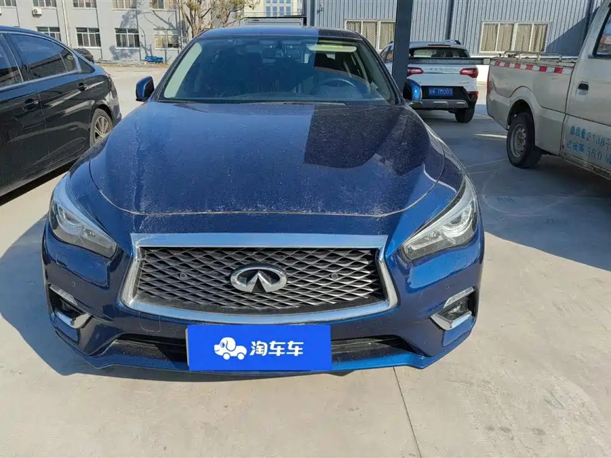 INFINITI Q50L