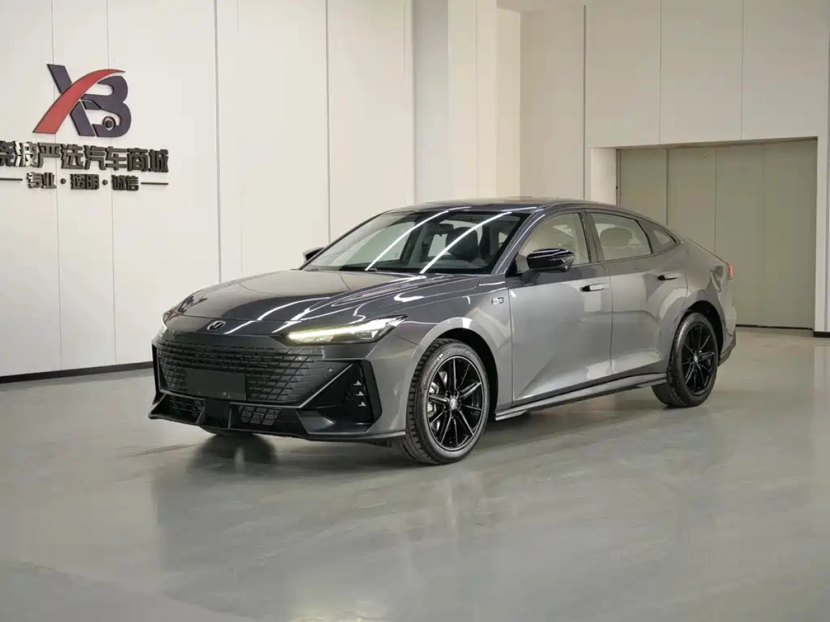 CHANGAN UNI-V IDD  2024