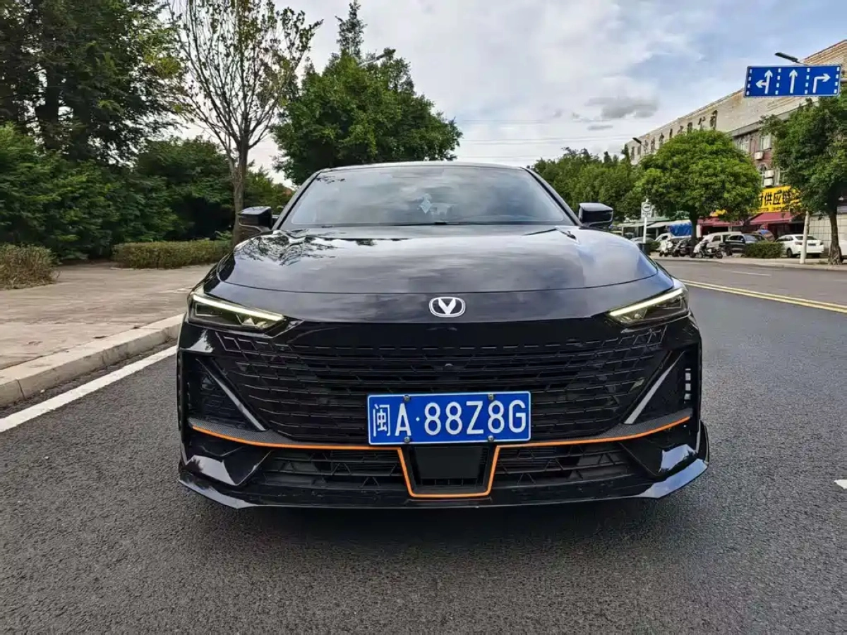 CHANGAN UNI-V
