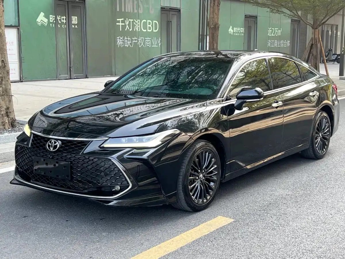 TOYOTA AVALON  2022
