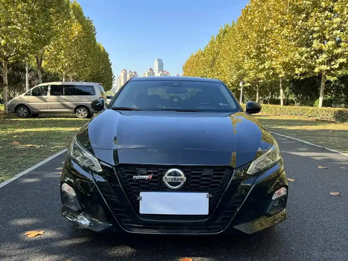 NISSAN TEANA
