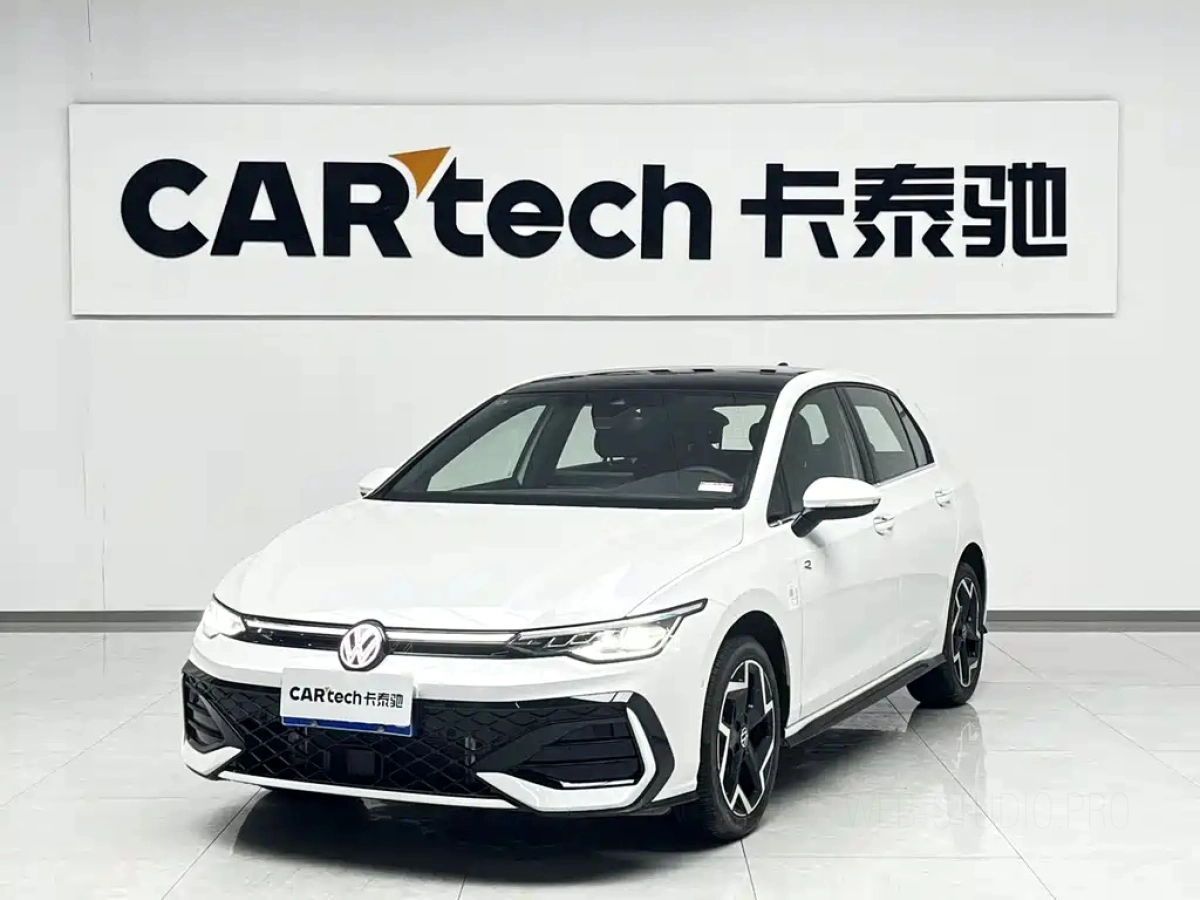 VOLKSWAGEN GOLF  2026