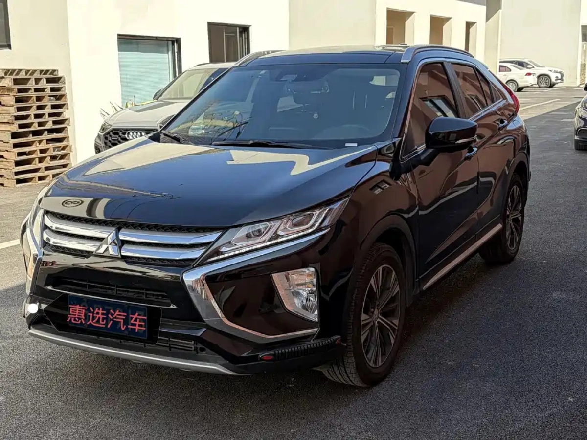 MITSUBISHI ECLIPSE CROSS  2021