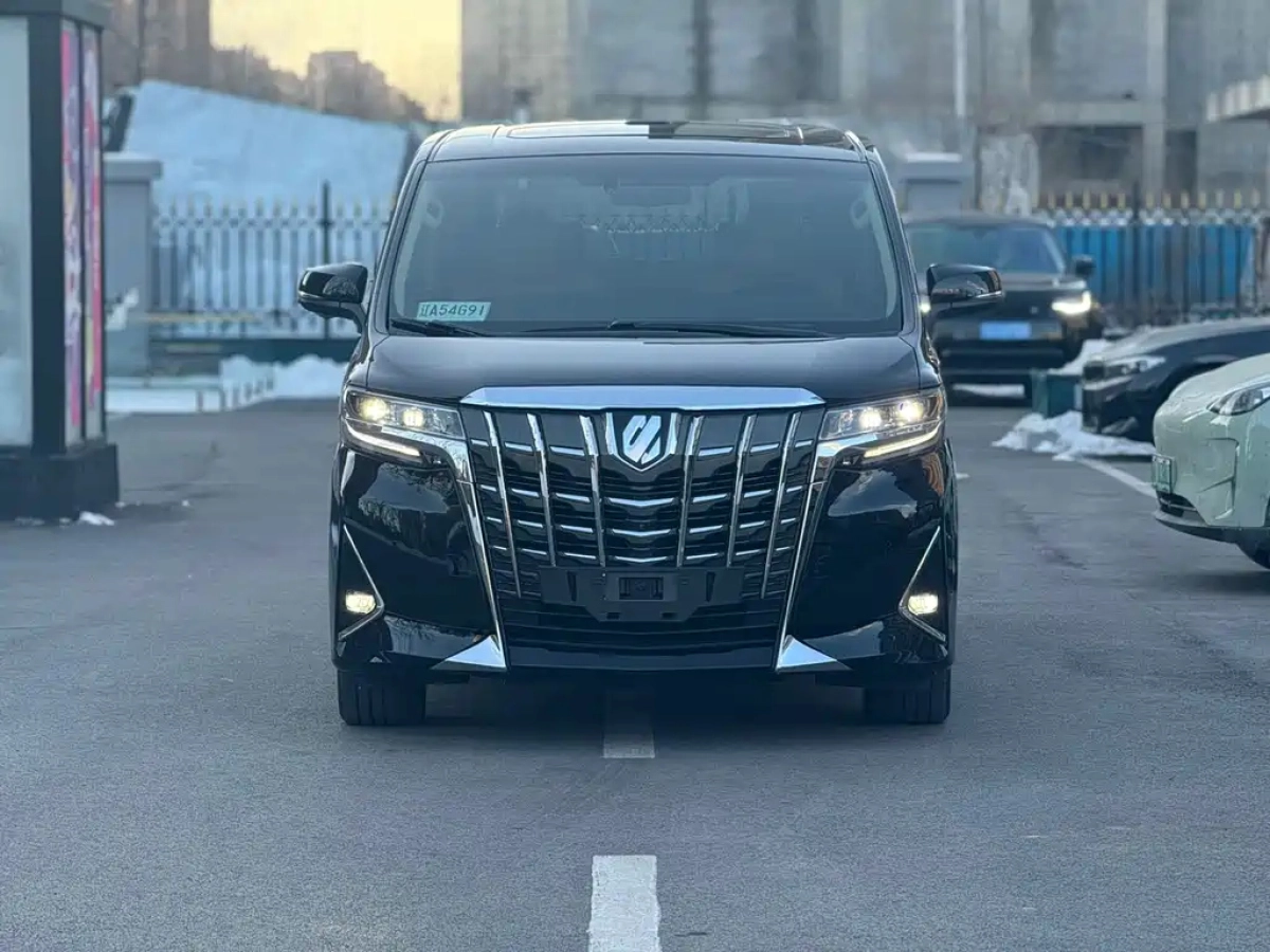 TOYOTA ALPHARD