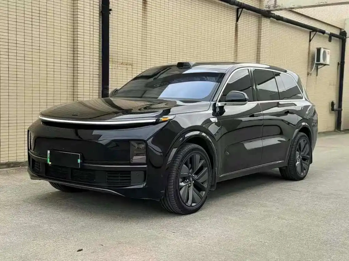 LI AUTO L9  2023