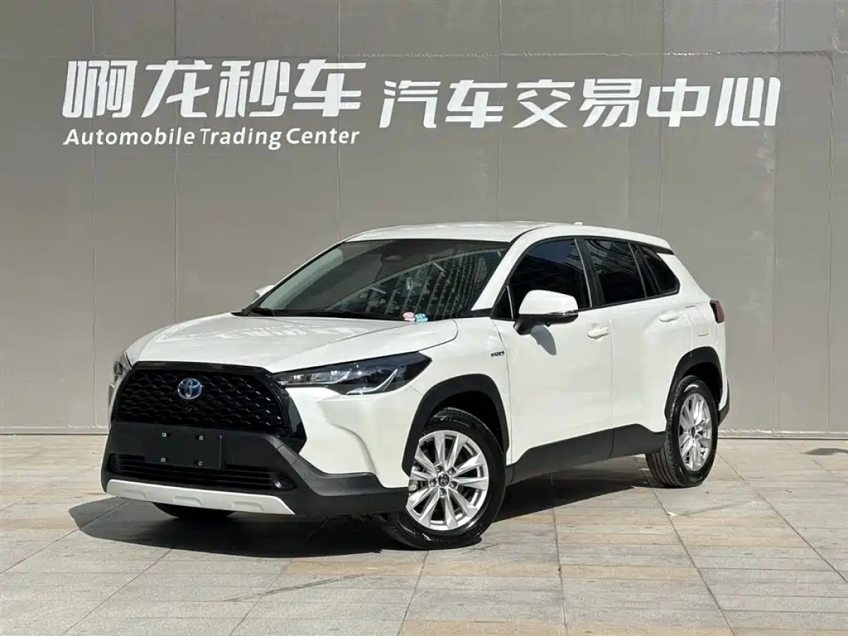 TOYOTA COROLLA CROSS  2024