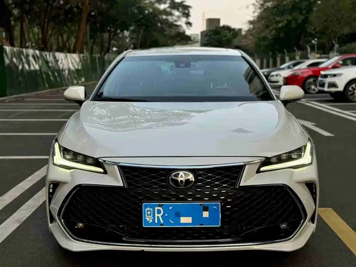 TOYOTA AVALON  2023