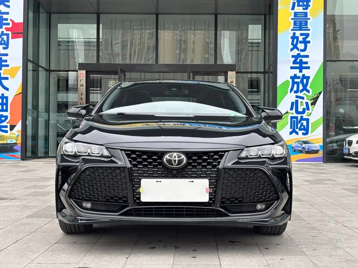 TOYOTA AVALON