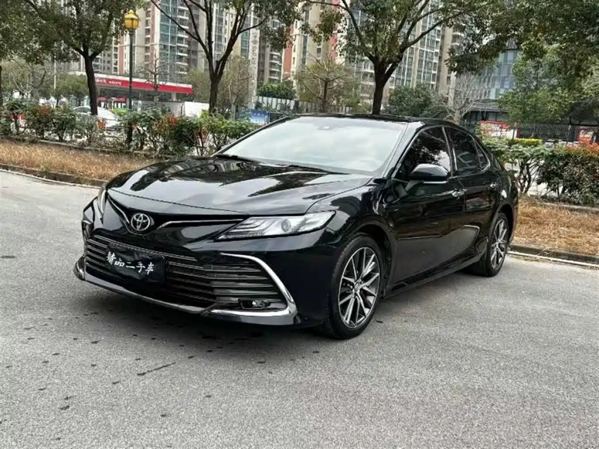 TOYOTA CAMRY  2021