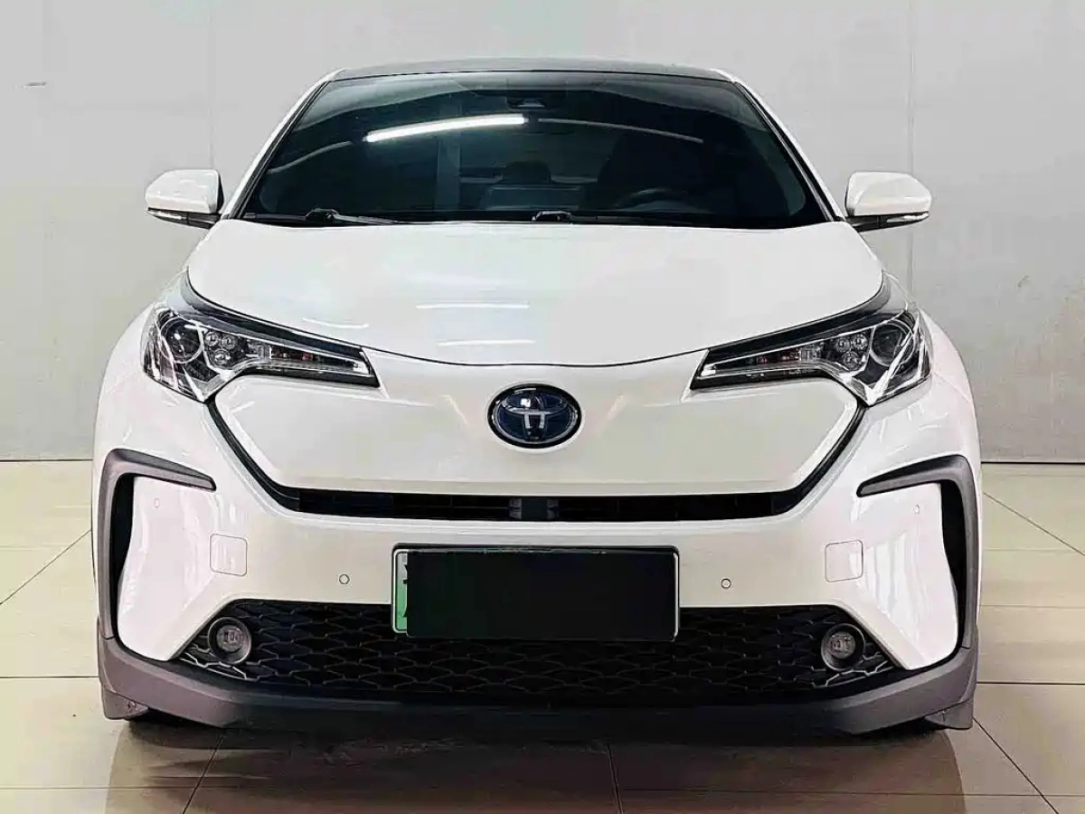 TOYOTA C-HR EV