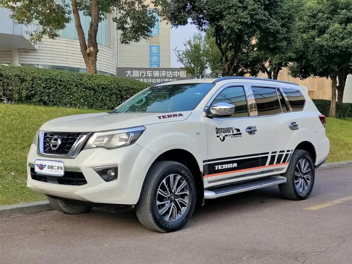 NISSAN TERRA  2021