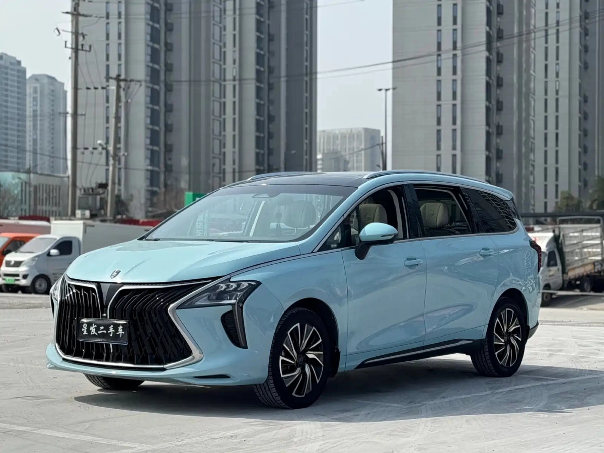 DONGFENG YACHT  2022