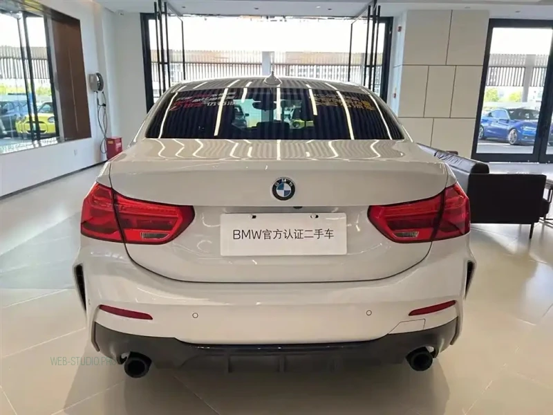 BMW 1-SERIES