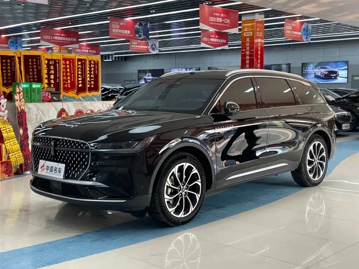 LINCOLN NAUTILUS  2023