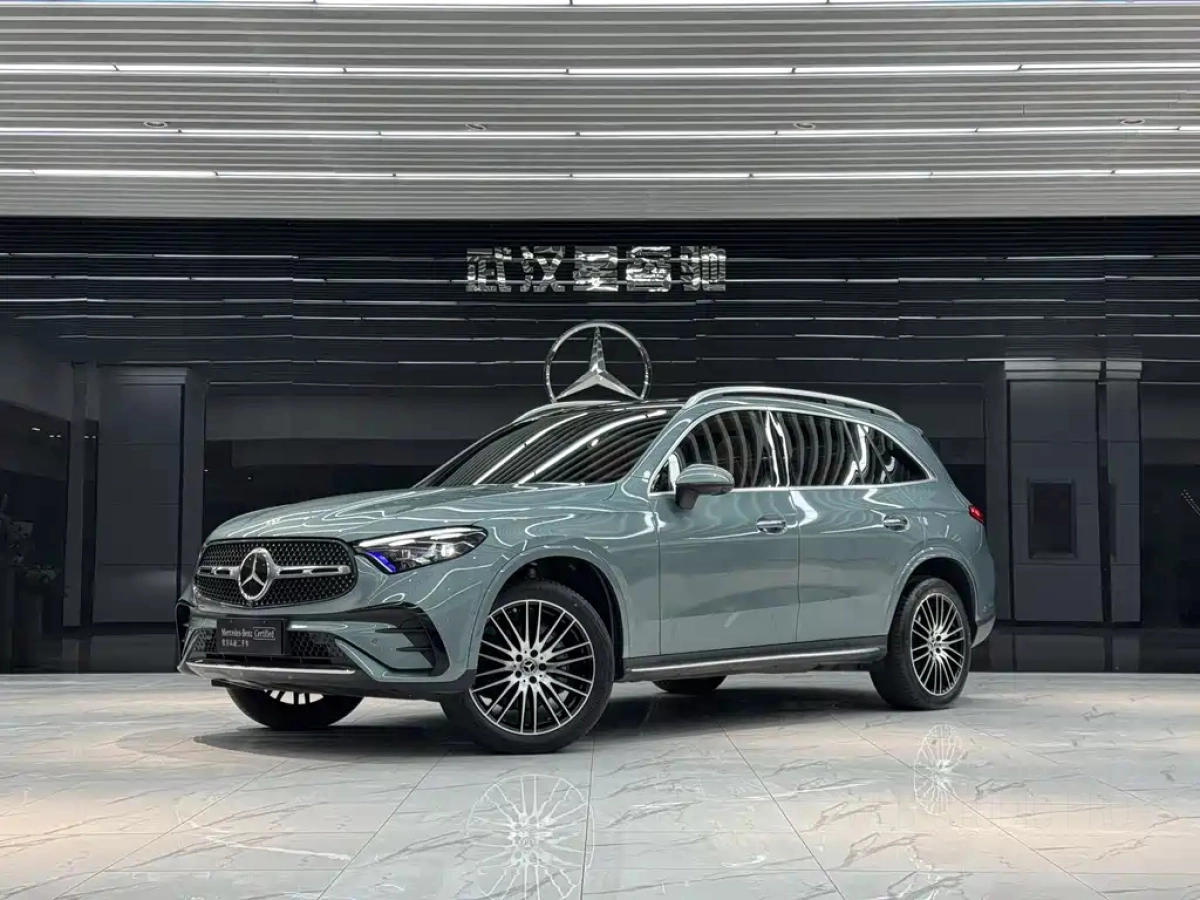 MERCEDES-BENZ GLC
