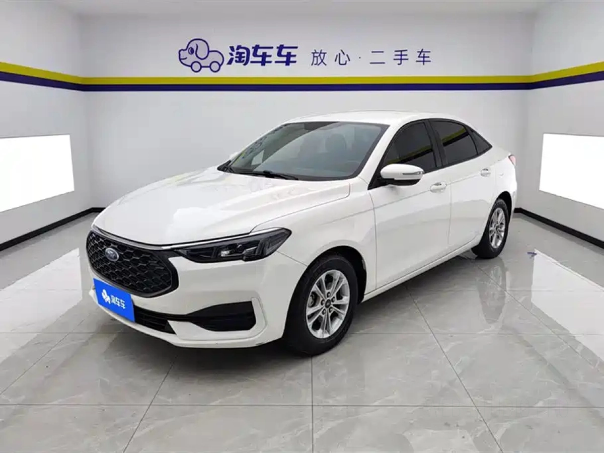 FORD FOCUS CLASSIC  2022