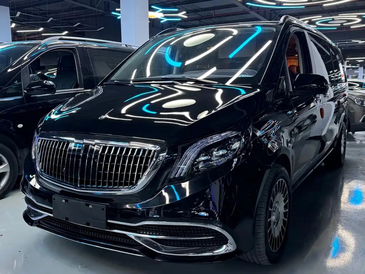 MERCEDES-BENZ VITO  2023