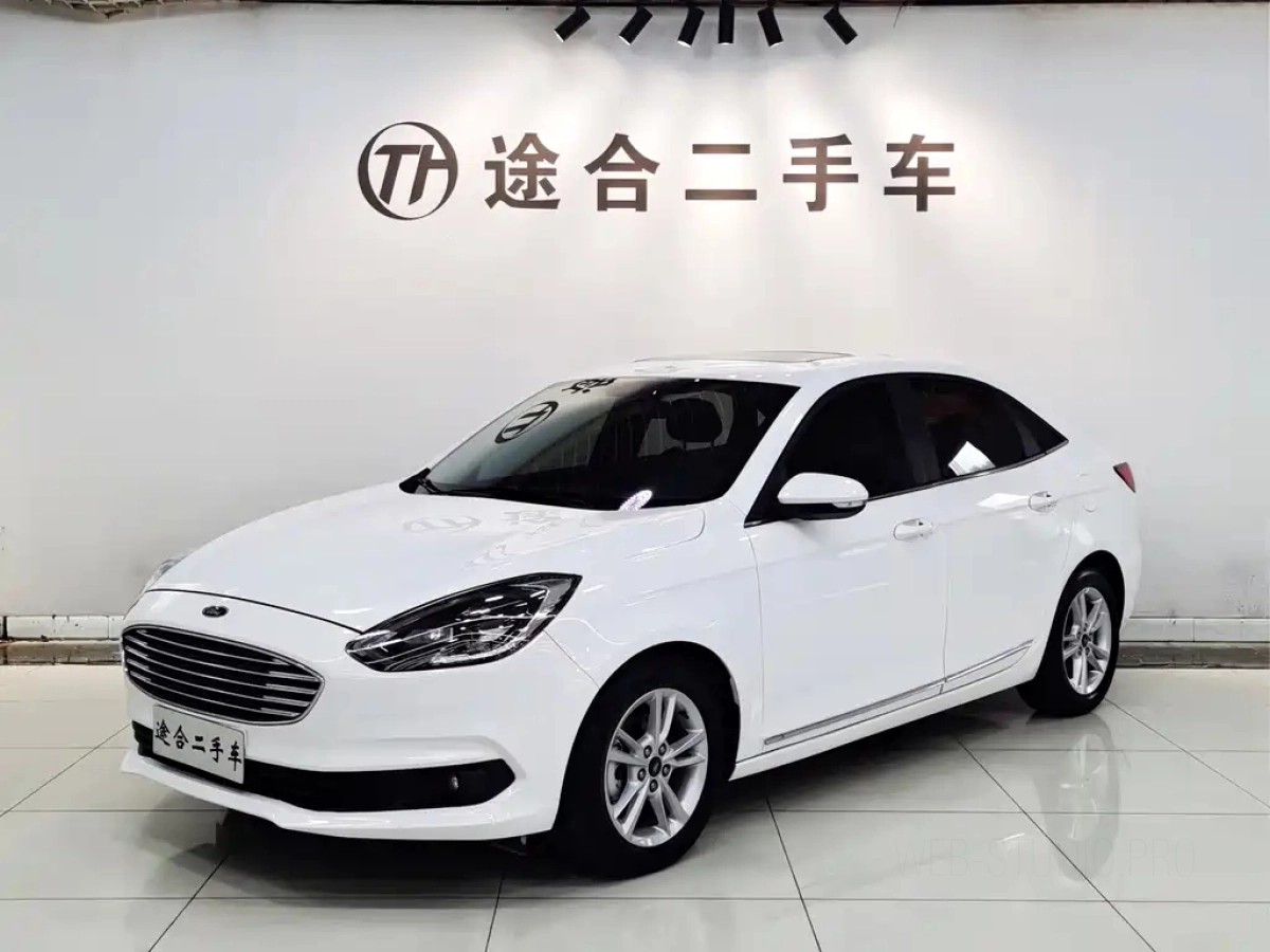 FORD FOCUS CLASSIC  2020