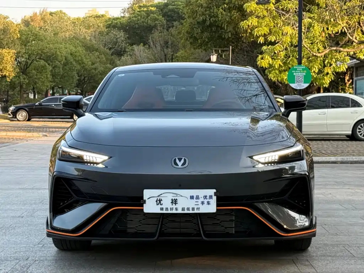 CHANGAN UNI-V