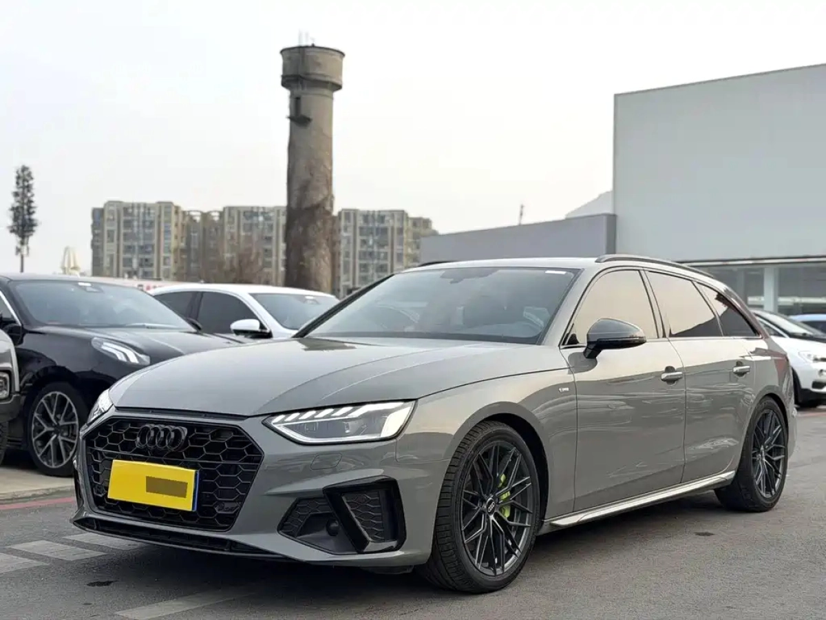 AUDI A4 IMPORT  2021