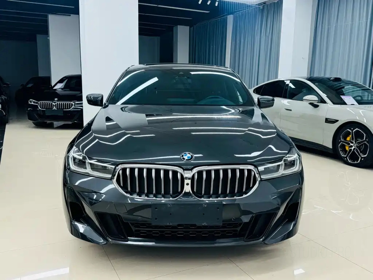 BMW 6-SERIES GT  2021