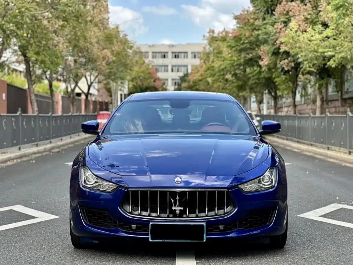 MASERATI GHIBLI