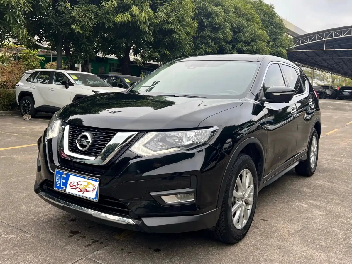 NISSAN X-TRAIL  2020