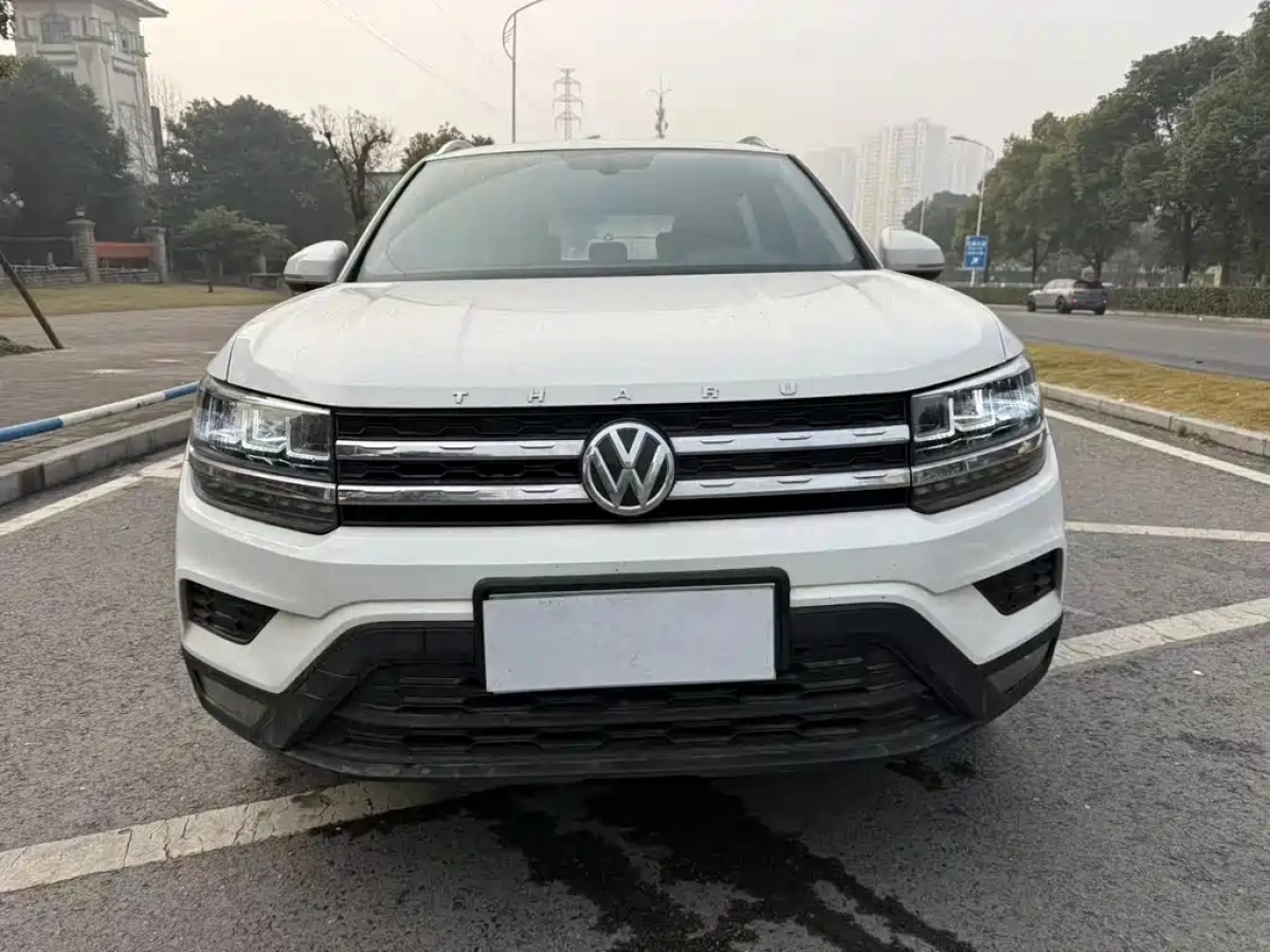 VOLKSWAGEN THARU