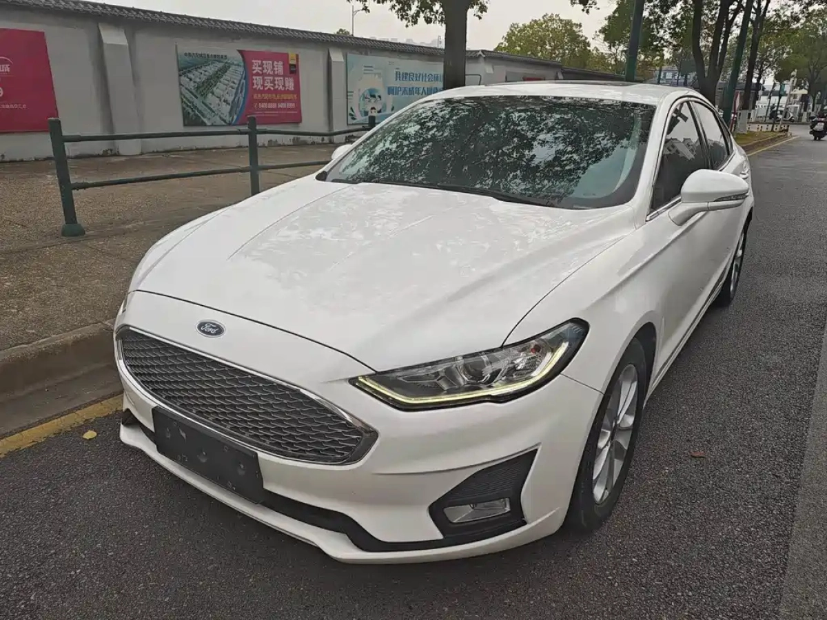 FORD MONDEO  2022