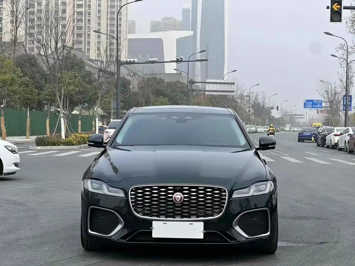 JAGUAR XFL