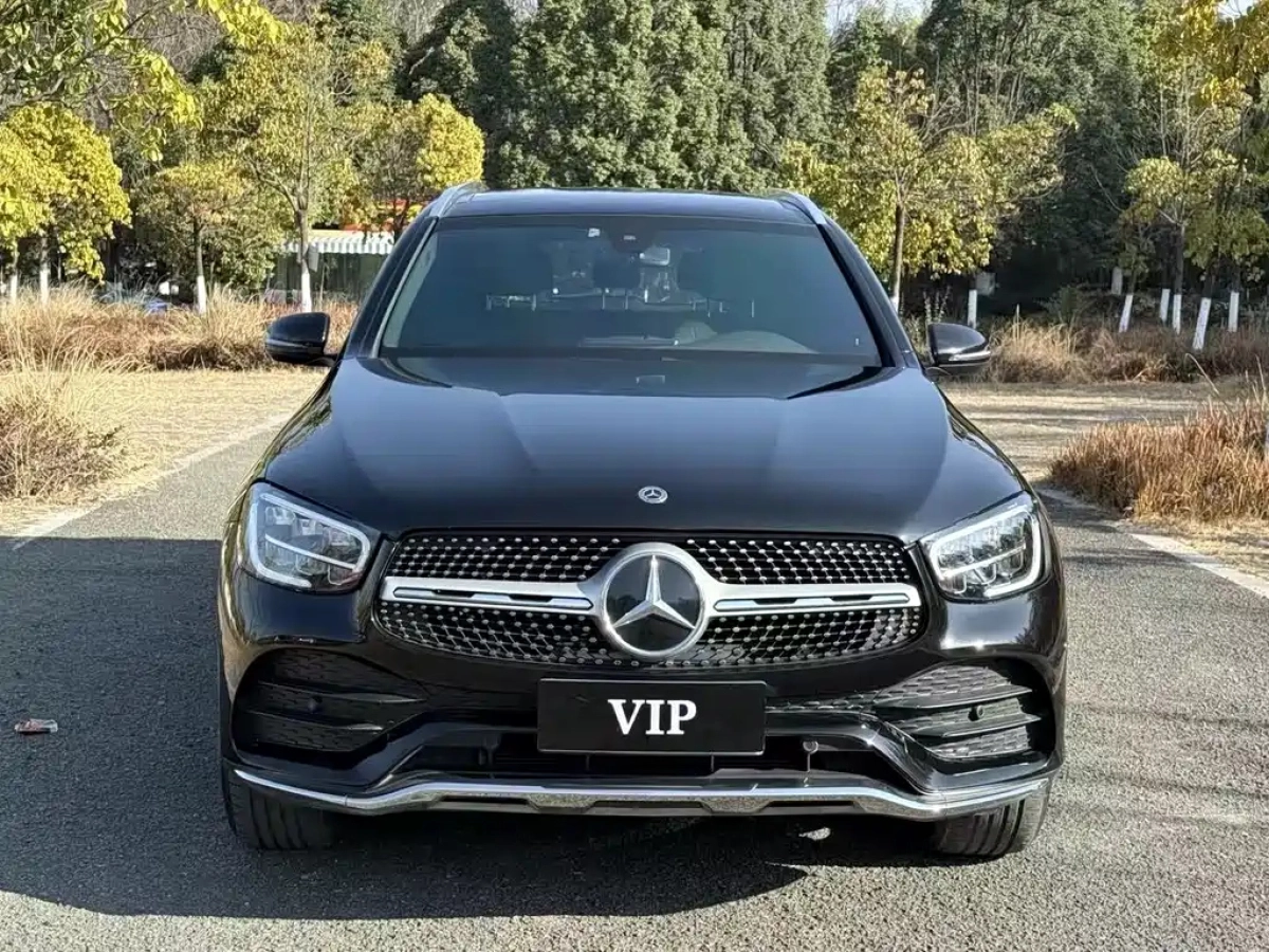 MERCEDES-BENZ GLC