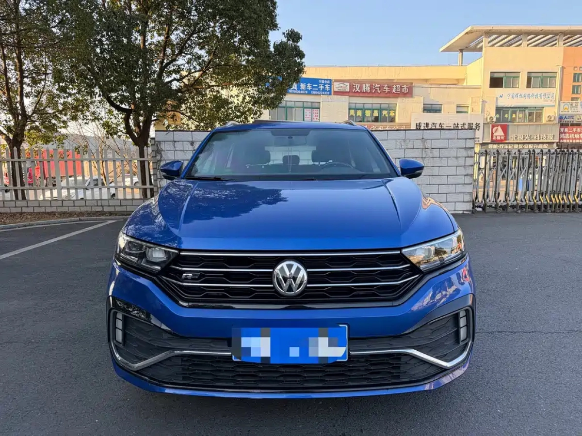 VOLKSWAGEN T-ROC