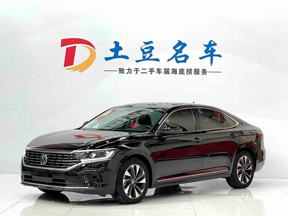 VOLKSWAGEN PASSAT  2021