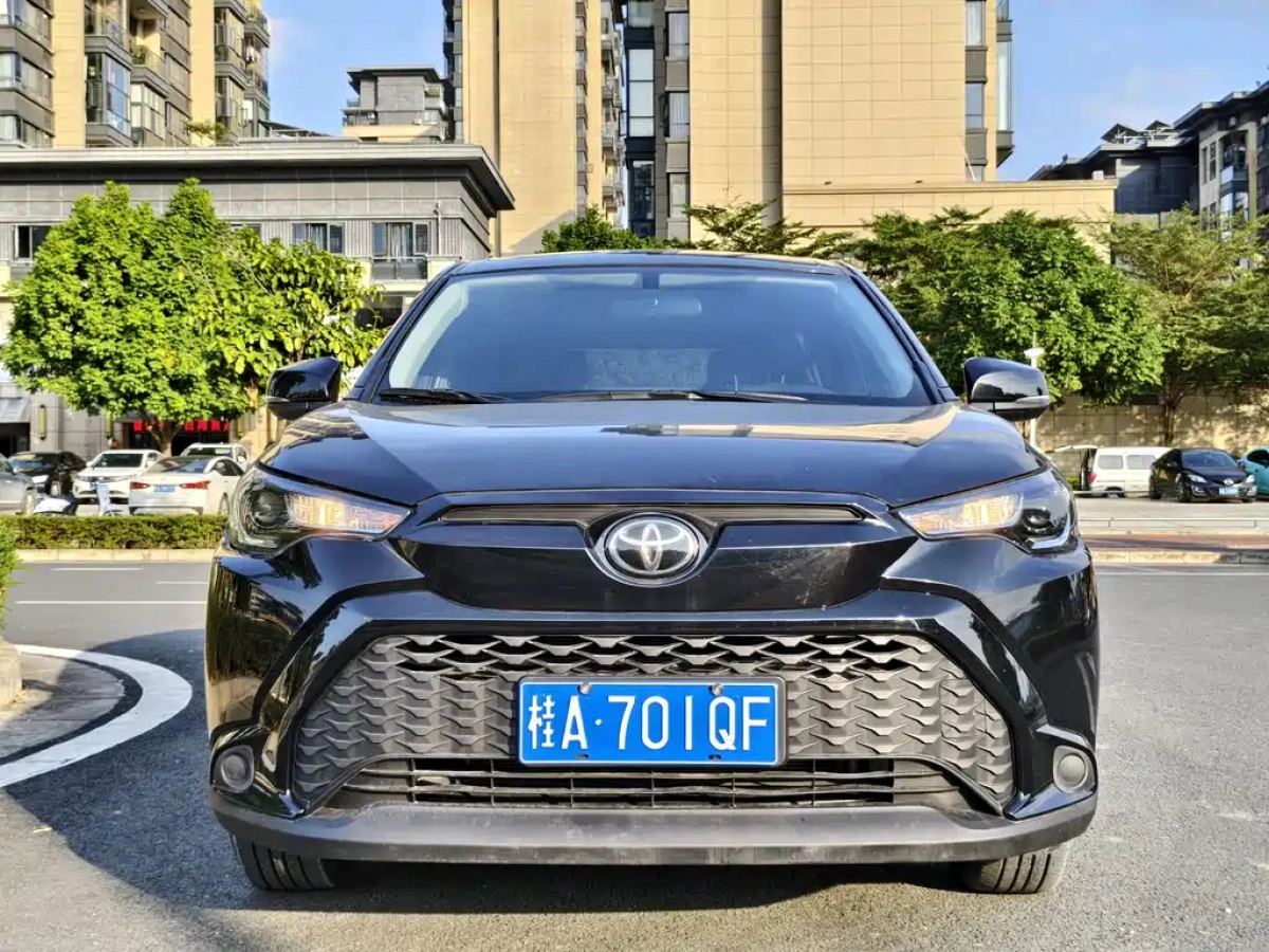 TOYOTA COROLLA CROSS