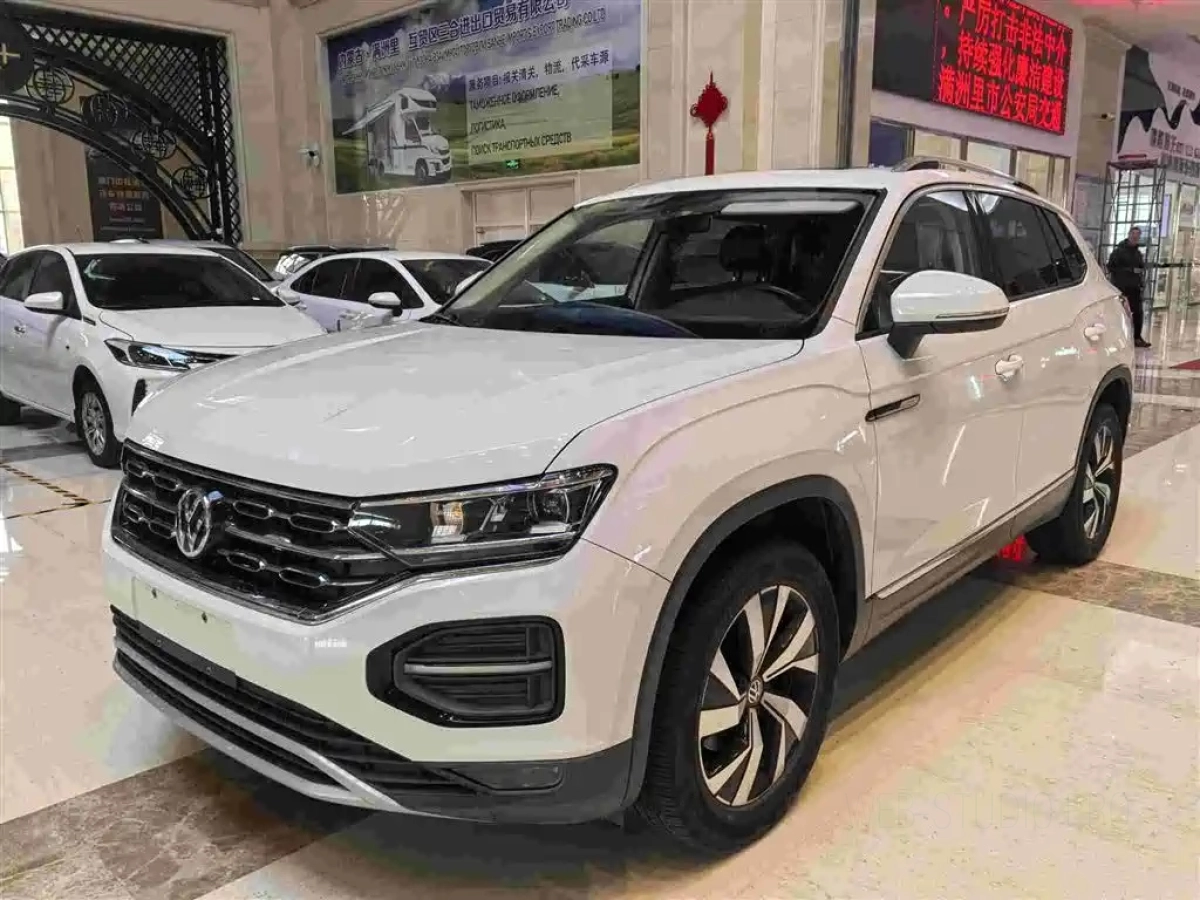 VOLKSWAGEN TAYRON  2021