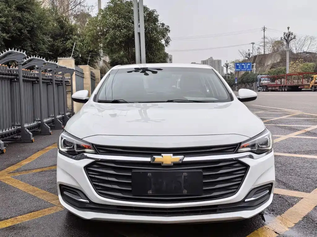 CHEVROLET CRUZE
