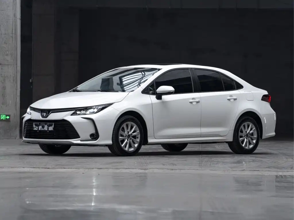 TOYOTA COROLLA  2023