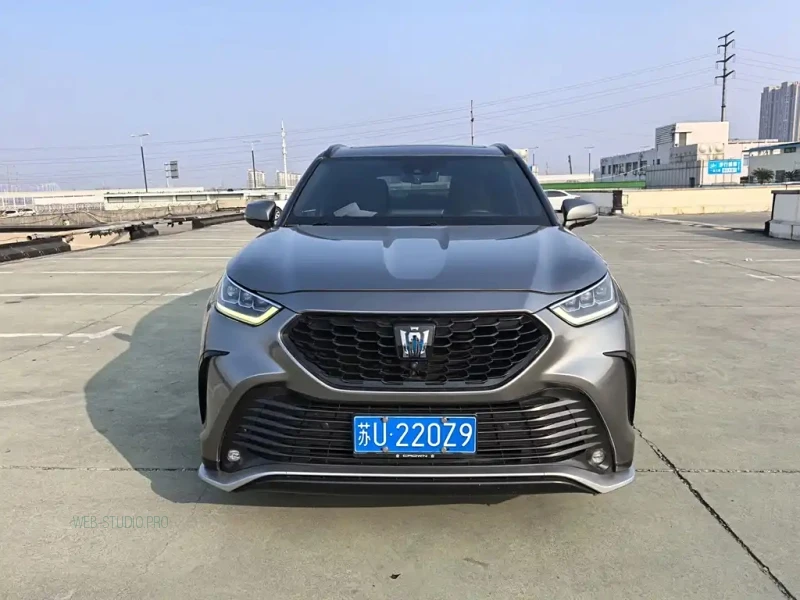 TOYOTA CROWN LUFANG